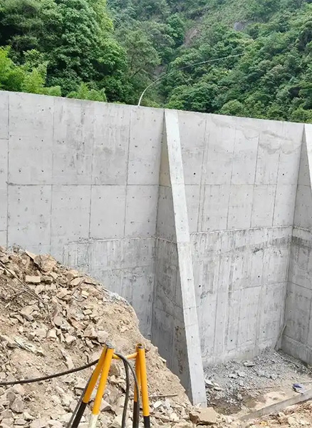 唐山重力式挡土墙