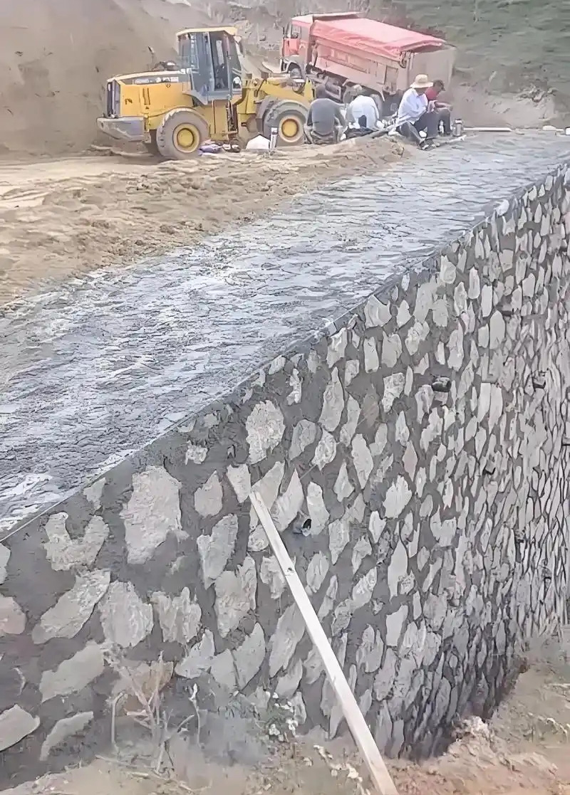 唐山边坡加固